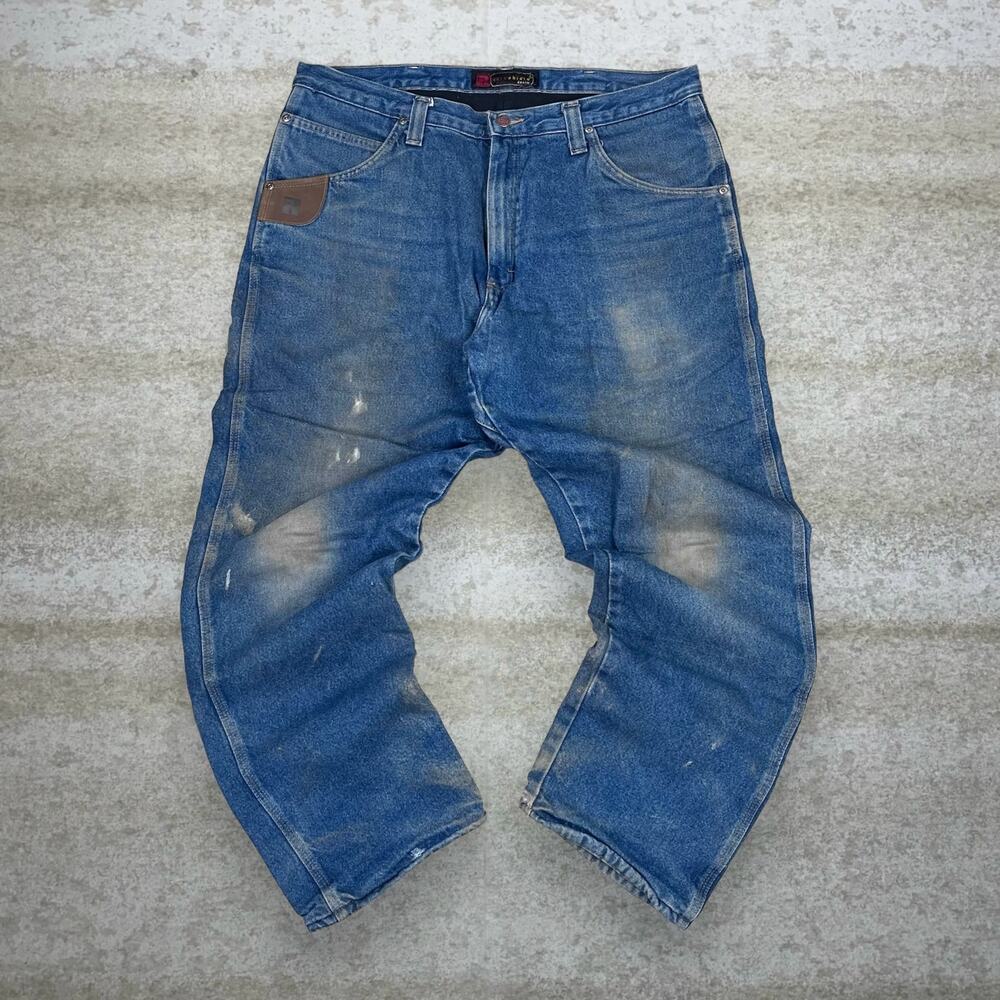 Vintage Y2K Wrangler Riggs Jeans 38x32 Relaxed Fit Medium Wash Denim - Picture 2 of 6